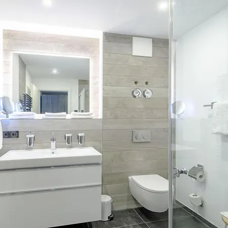 Kleine Strandperle - Ihr Ferienapartment Zwischen Ostsee Und Bodden *