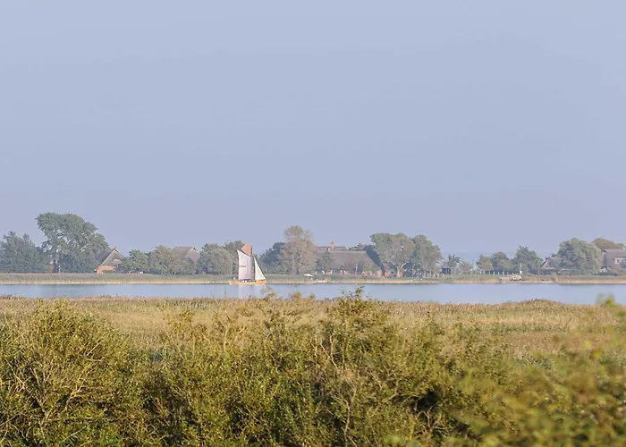 Kleine Strandperle - Ihr Ferienapartment Zwischen Ostsee Und Bodden *